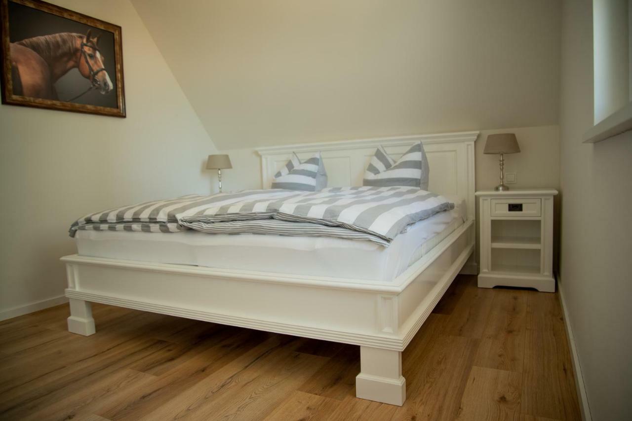 Gruene Hufe Villa Born Ngoại thất bức ảnh