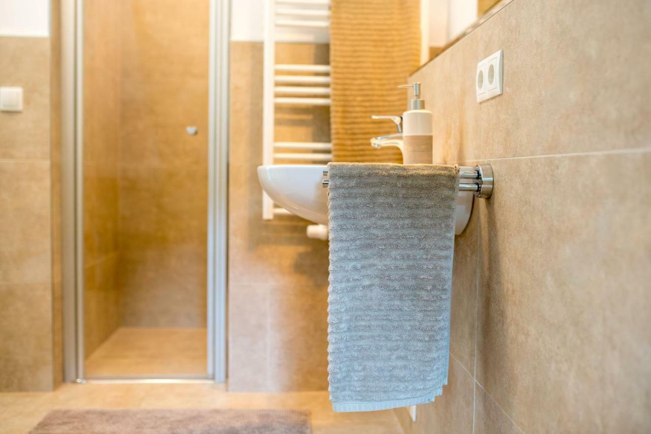 Gruene Hufe Villa Born Ngoại thất bức ảnh
