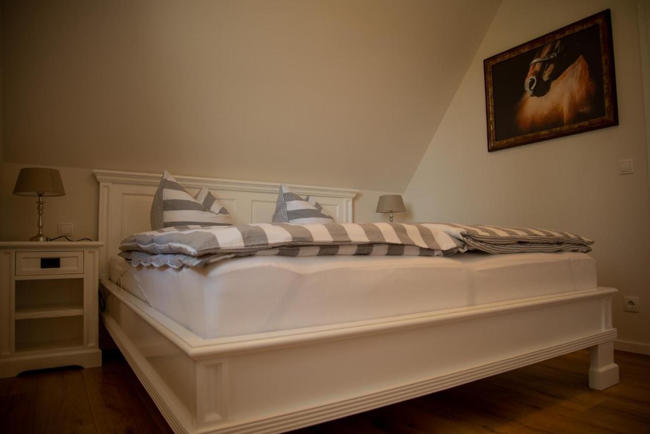 Gruene Hufe Villa Born Ngoại thất bức ảnh
